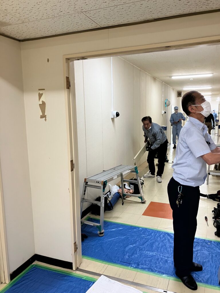 前橋市　朝倉町　T食品工業（株）様　更衣室工事①